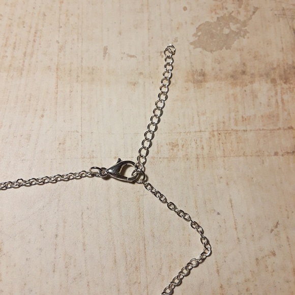 Delicate Shiny Silver Star Dangle Choker Necklace - Picture 5 of 5